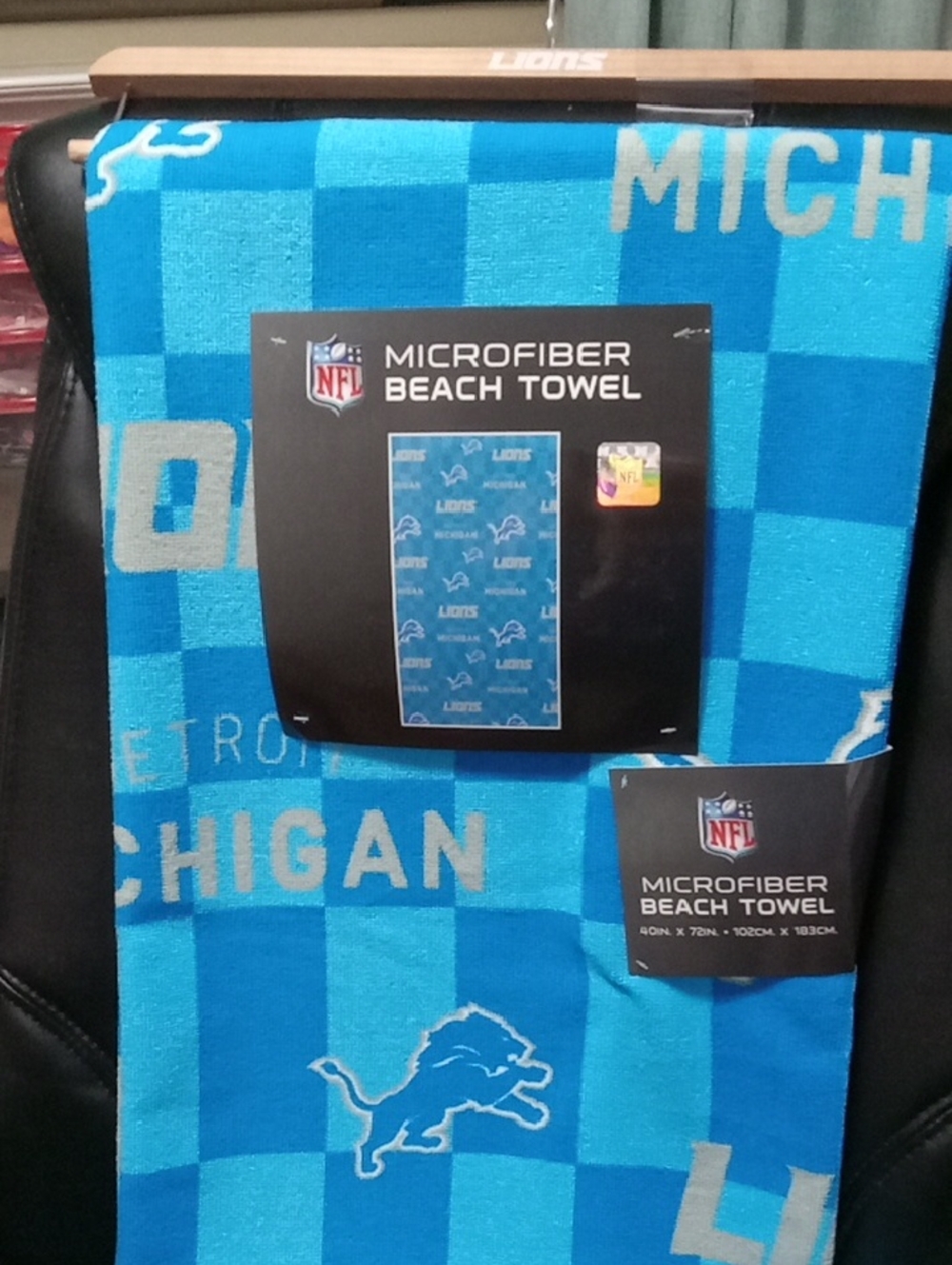 NFL Detroit Lions Turquoise and Light Blue Microfiber Beach Towel